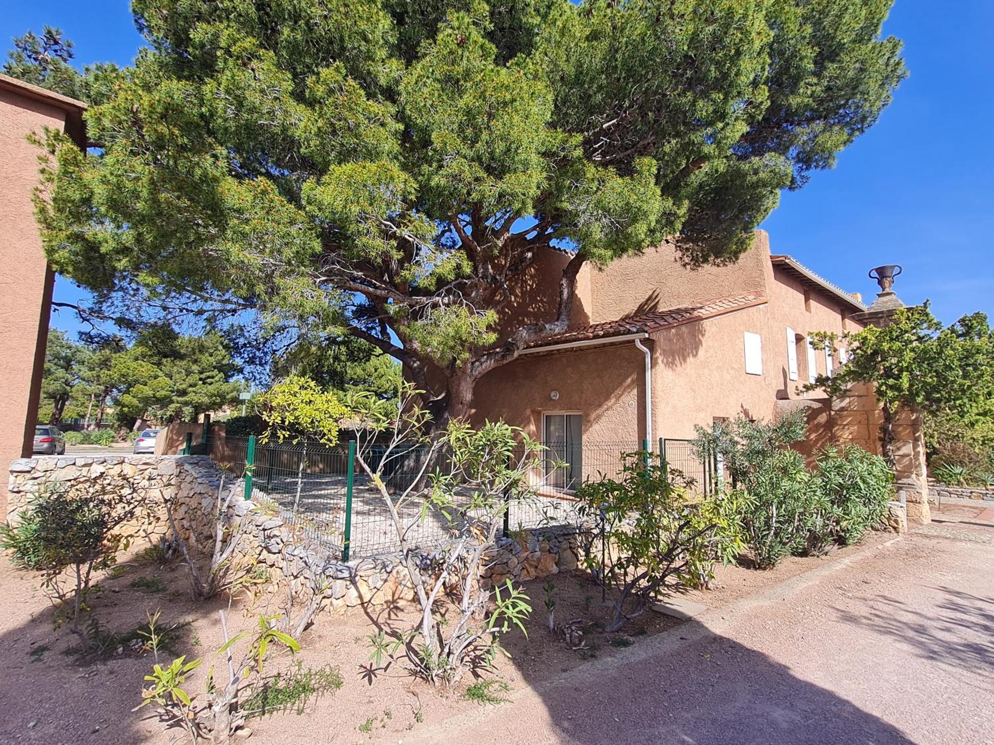 Paisible Maison A L'Ombre Des Pins Fitou Exterior photo